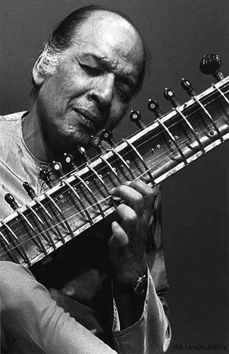 Ustad Vilayat Khan